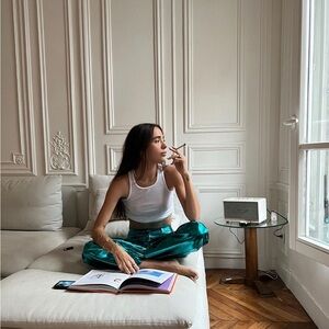 AMYLYNN METALLIC BLUE PANTS SIZE M